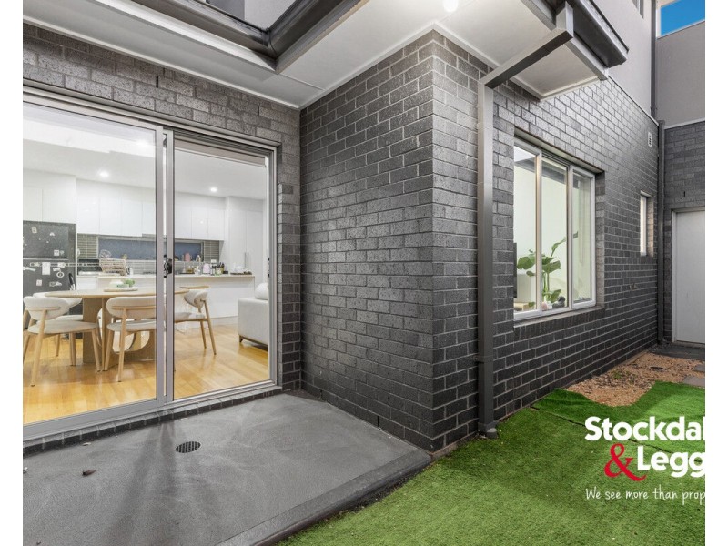2/41 Anselm Grove, Glenroy VIC 3046