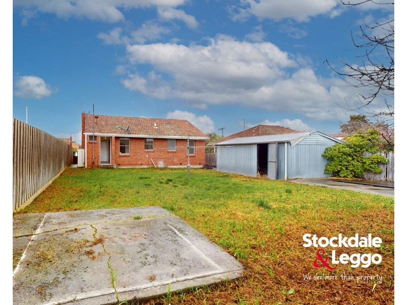 11 Lesleigh Street, Fawkner VIC 3060