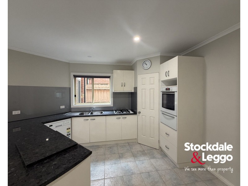 76 Yeats Drive, Delahey VIC 3037
