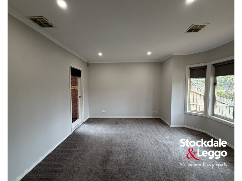 76 Yeats Drive, Delahey VIC 3037
