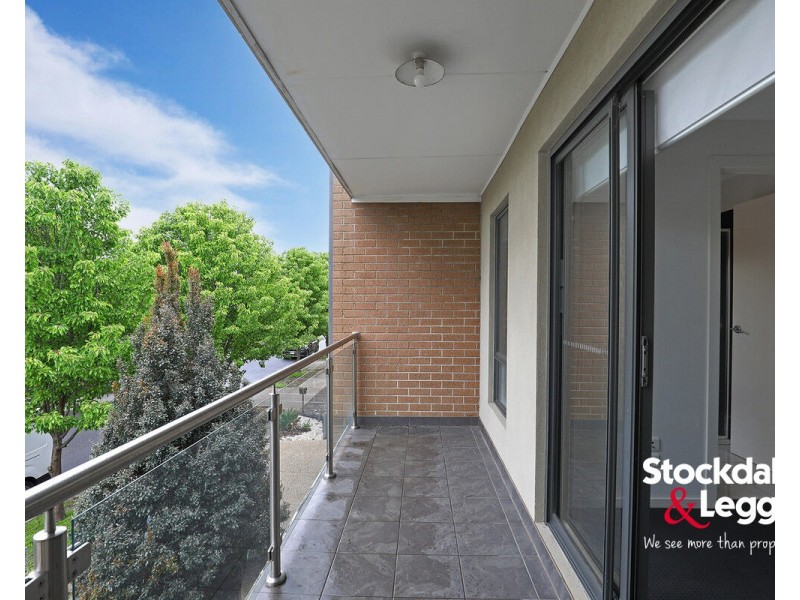 16 Brunswick Crescent, Craigieburn VIC 3064