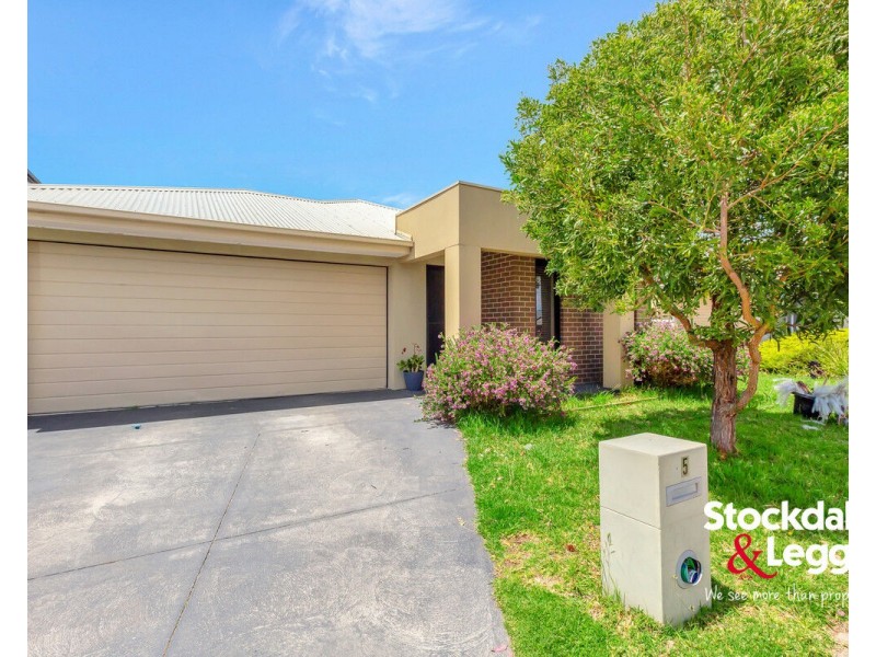 5 Straw Flower Circuit, Greenvale VIC 3059