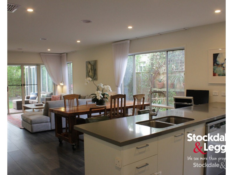 31 Lavinia Street, Greenvale VIC 3059