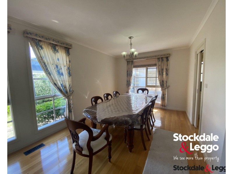 17 Lancaster Court, Greenvale VIC 3059