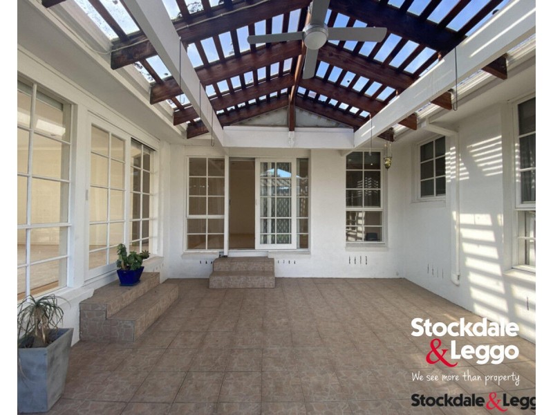 17 Lancaster Court, Greenvale VIC 3059