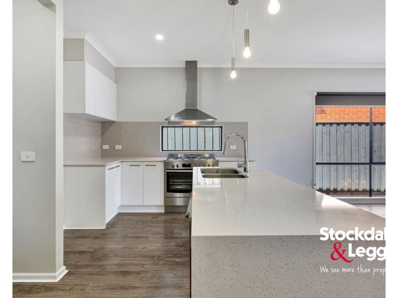 22 Greaves Crescent, Kalkallo VIC 3064