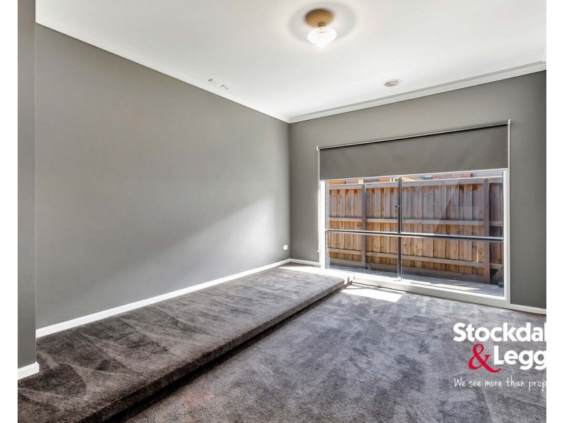 22 Greaves Crescent, Kalkallo VIC 3064