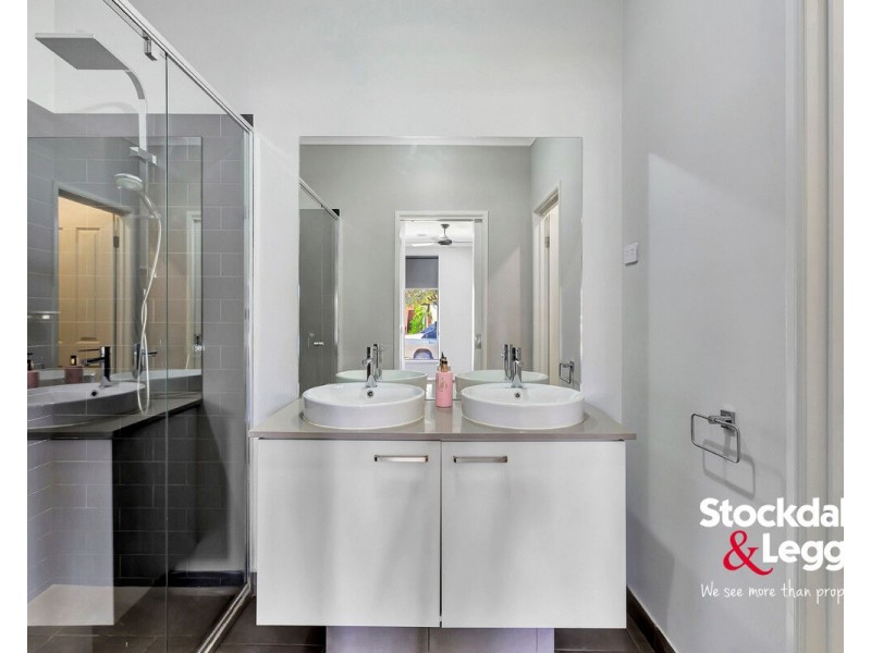 22 Greaves Crescent, Kalkallo VIC 3064