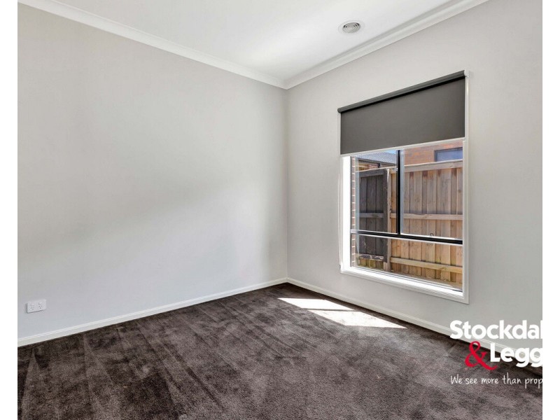 22 Greaves Crescent, Kalkallo VIC 3064