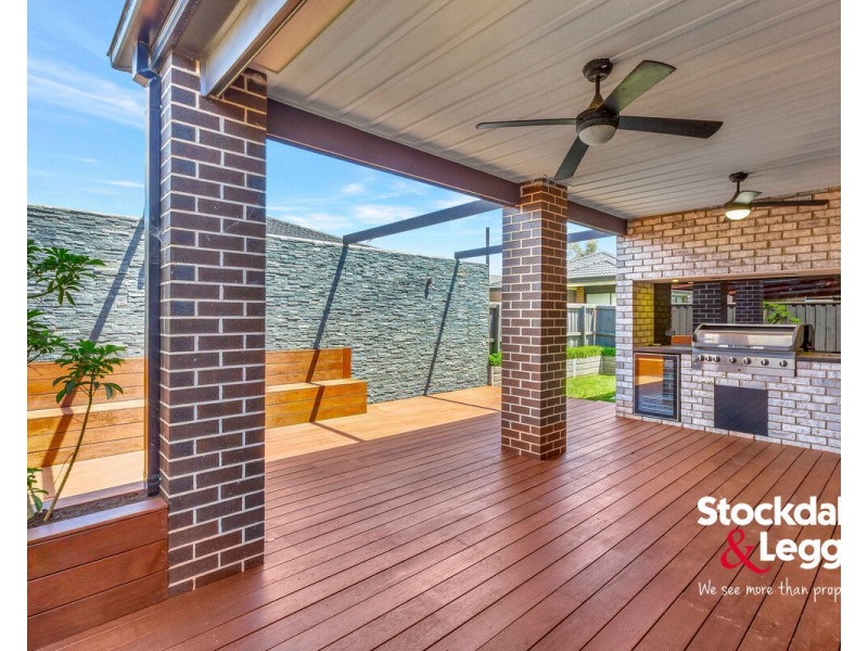 22 Greaves Crescent, Kalkallo VIC 3064