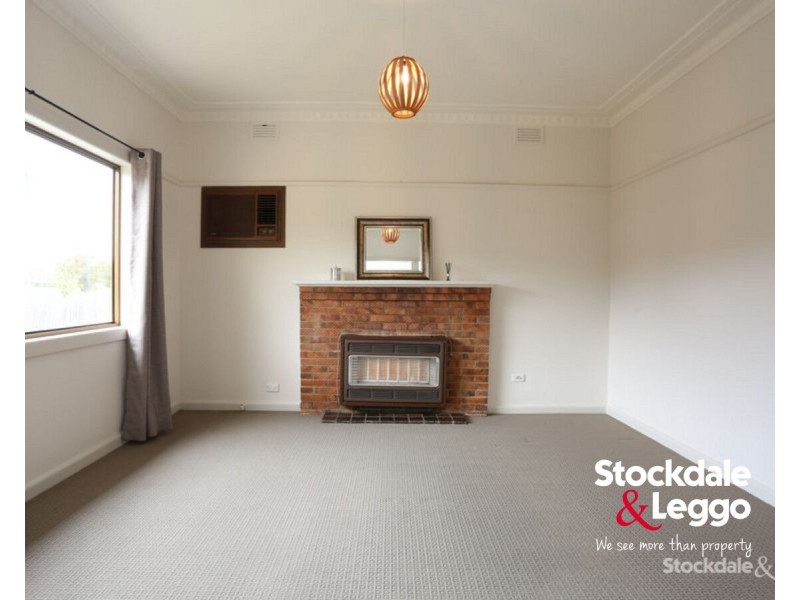 51 Winifred Street, Oak Park VIC 3046