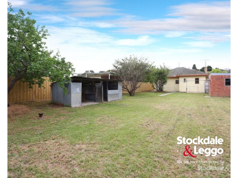 51 Winifred Street, Oak Park VIC 3046