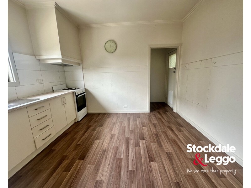 51 Winifred Street, Oak Park VIC 3046