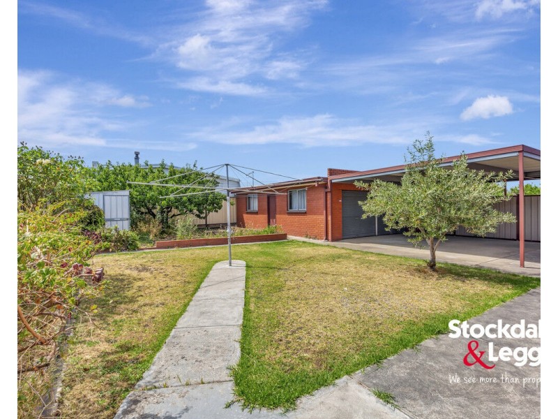 24 Hyde Street, Hadfield VIC 3046