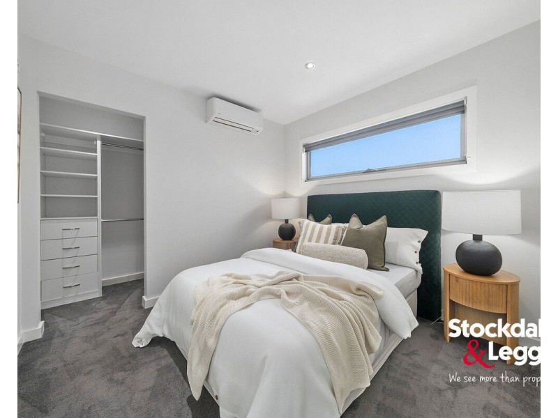 2/35 Gladstone Parade, Glenroy VIC 3046