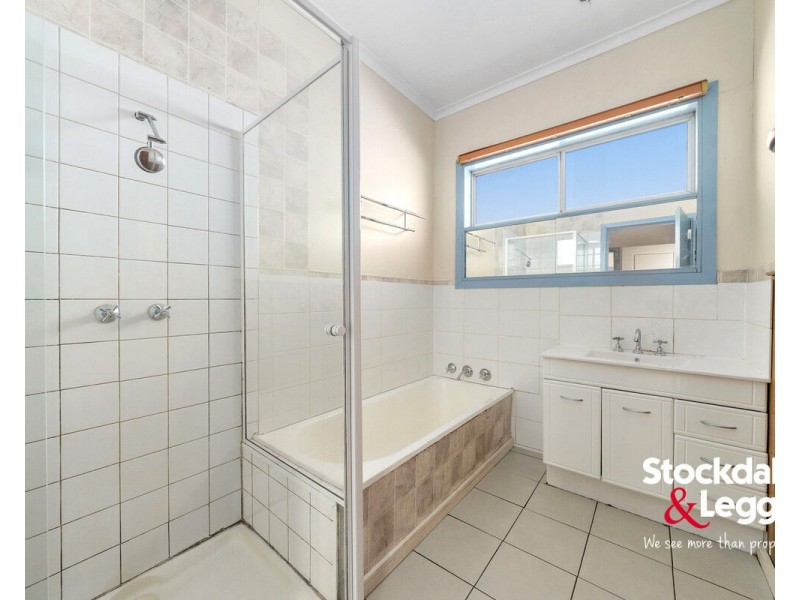 54 Farview Street, Glenroy VIC 3046