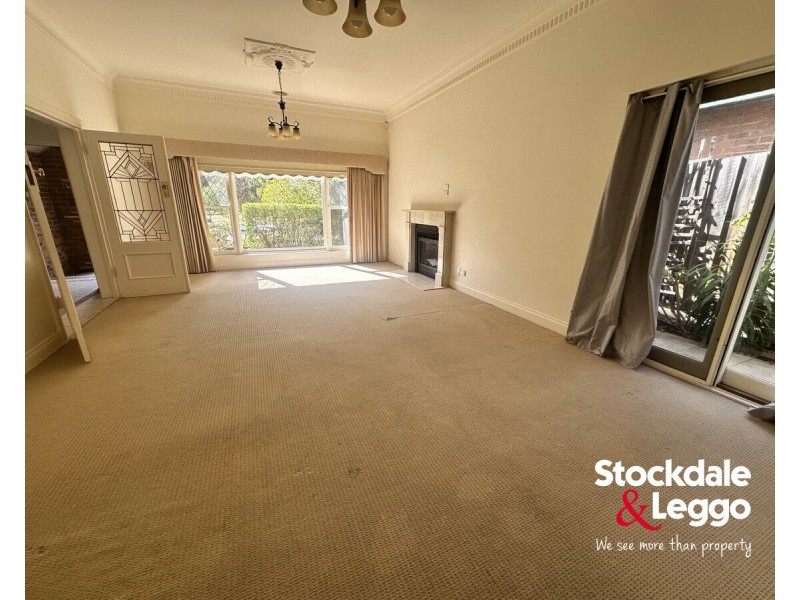 3 Carnarvon Road, Essendon VIC 3040