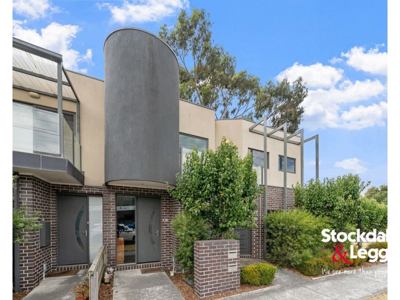 3/64 Wheatsheaf Road, Glenroy VIC 3046