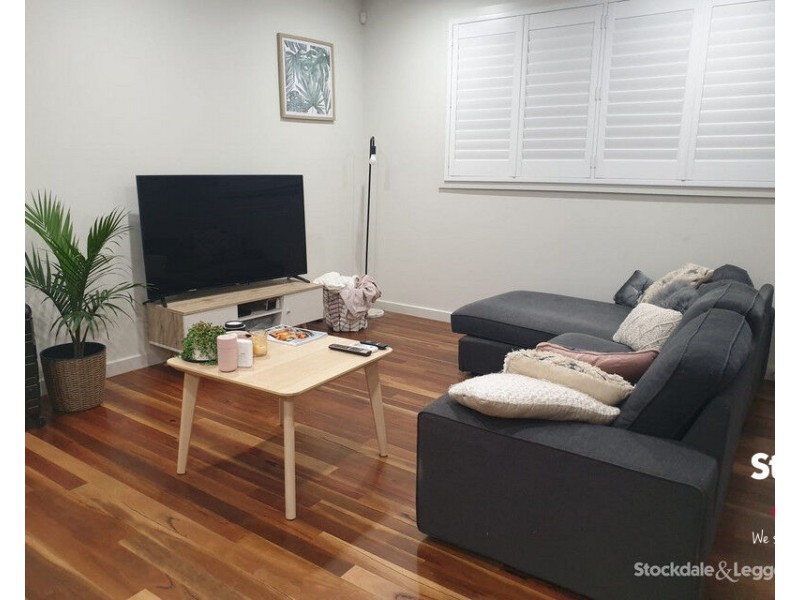 2/117 Marshall Road, Airport West VIC 3042