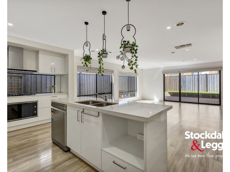 23 Glenwood Avenue, Wollert VIC 3750