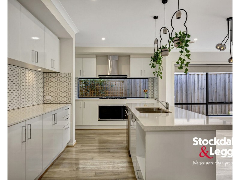 23 Glenwood Avenue, Wollert VIC 3750