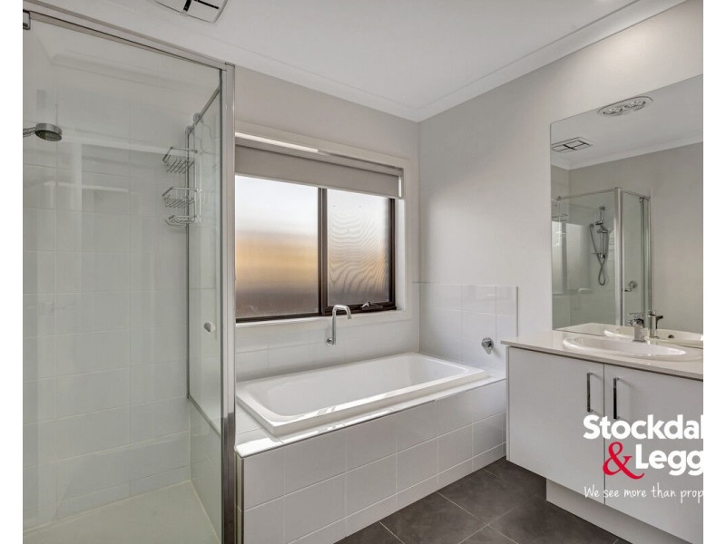 23 Glenwood Avenue, Wollert VIC 3750