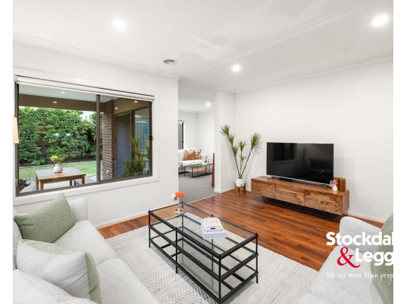 34 Riverglen Drive, Craigieburn VIC 3064