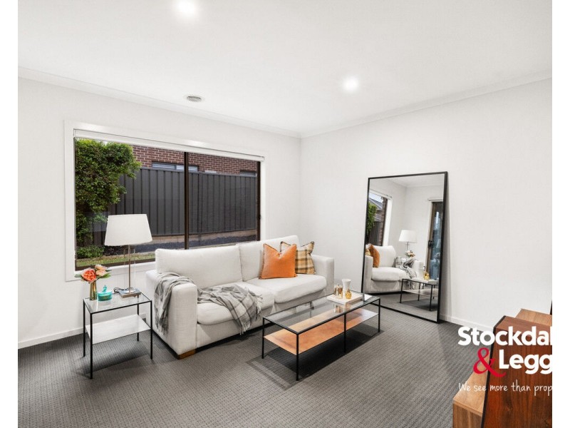 34 Riverglen Drive, Craigieburn VIC 3064