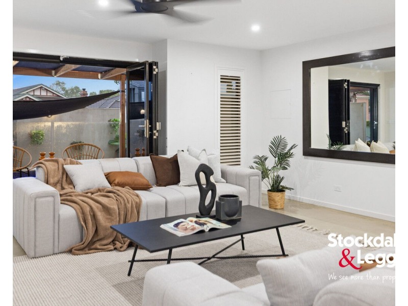 4 Lockhart Avenue, Attwood VIC 3049