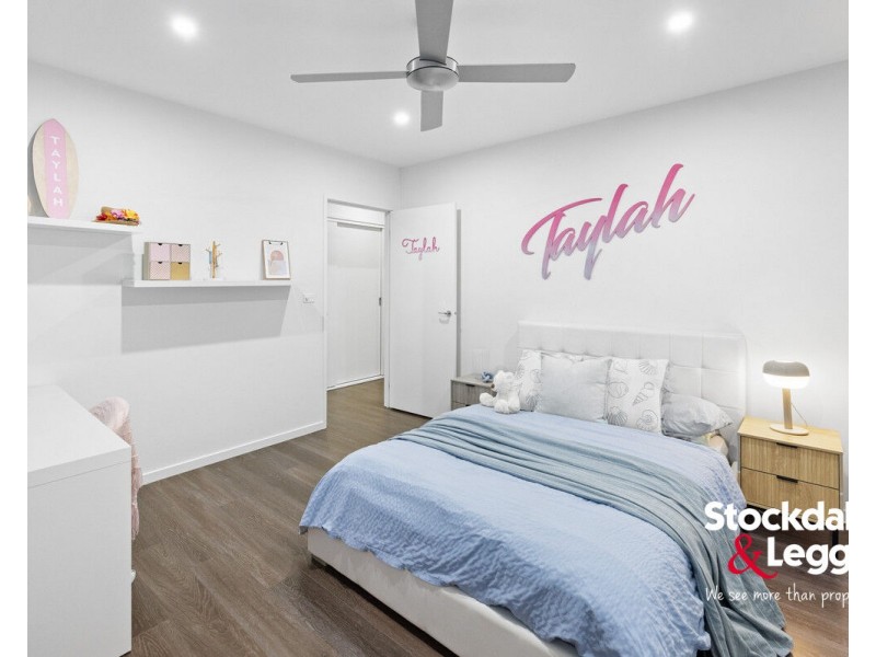 4 Lockhart Avenue, Attwood VIC 3049