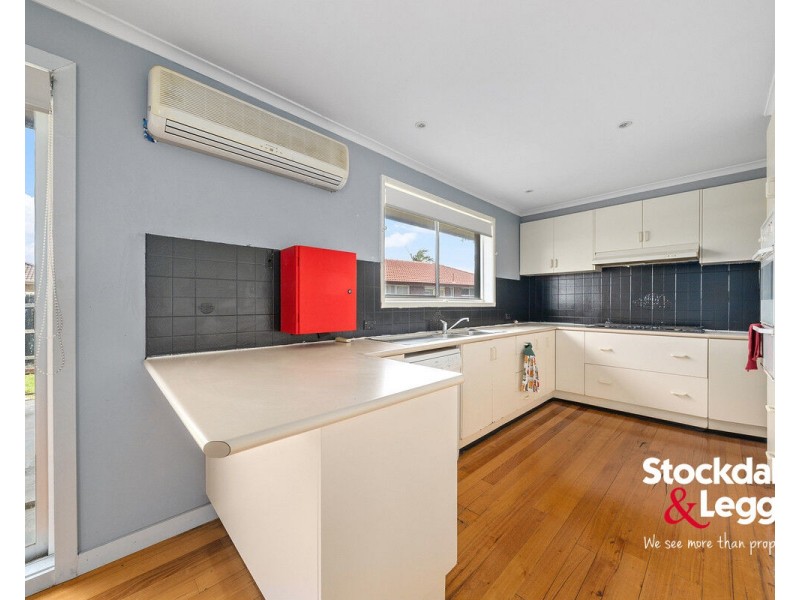 7 Bega Court, Gladstone Park VIC 3043