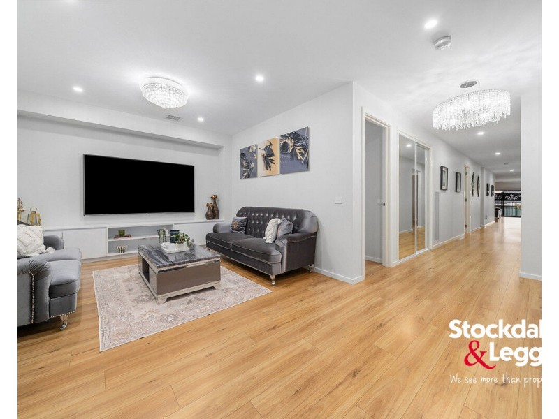 61 Station Road, Oak Park VIC 3046