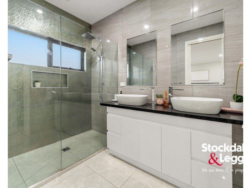 61 Station Road, Oak Park VIC 3046