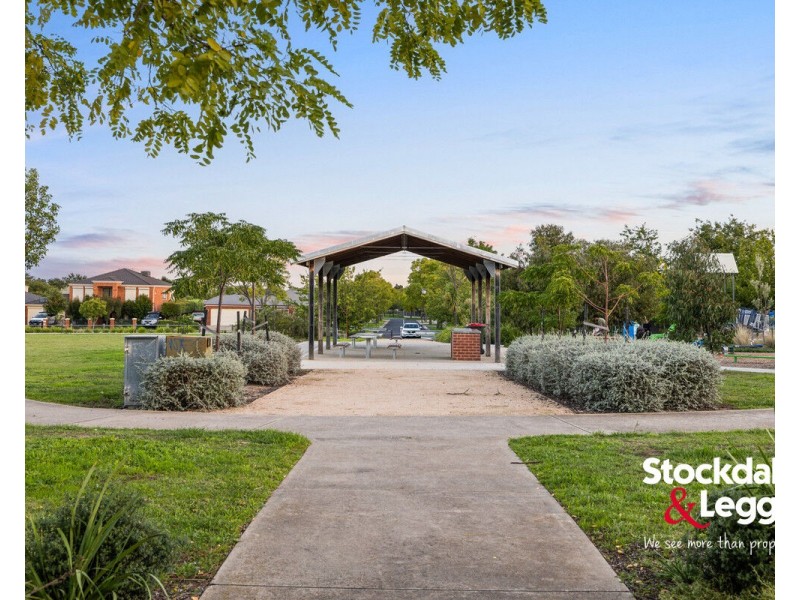 64 Hamilton Hume Parade, Craigieburn VIC 3064