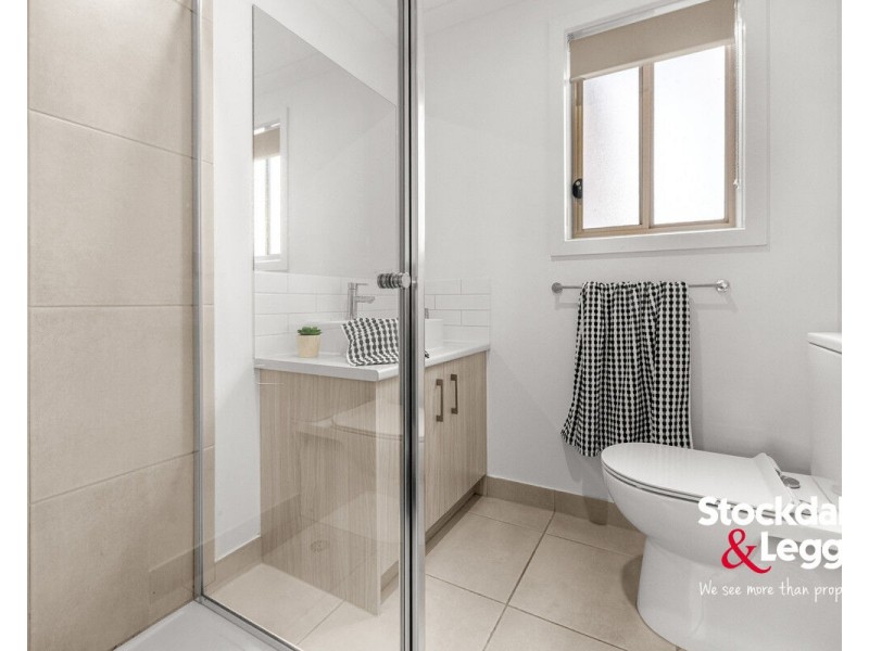 31 Kohli Crescent, Rockbank VIC 3335