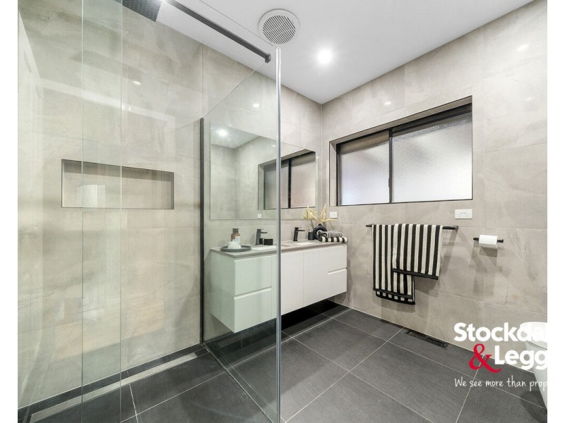 6 Legh Street, Reservoir VIC 3073