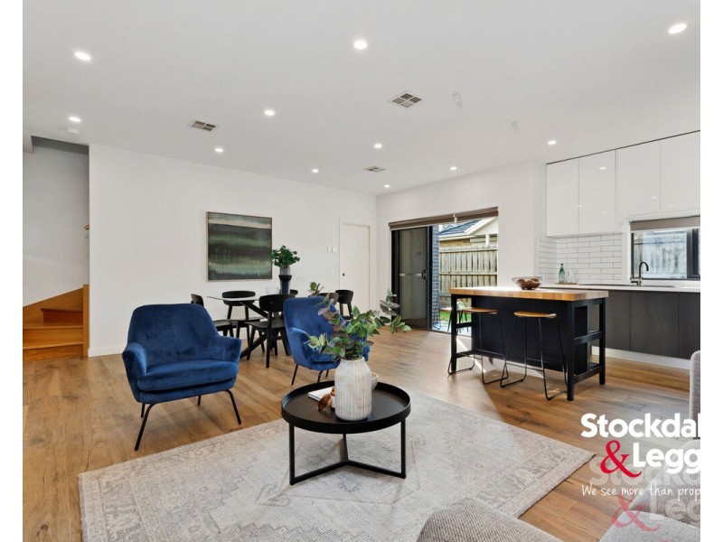 2/8 Leonard Avenue, Glenroy VIC 3046