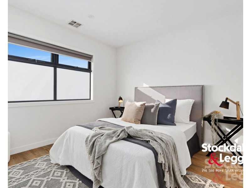 2/8 Leonard Avenue, Glenroy VIC 3046