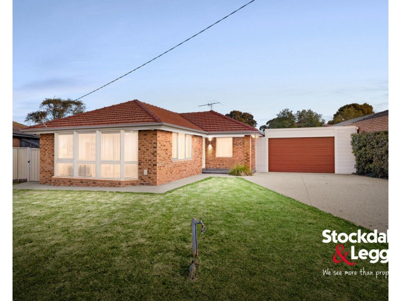 9 Gainford Court, Greenvale VIC 3059