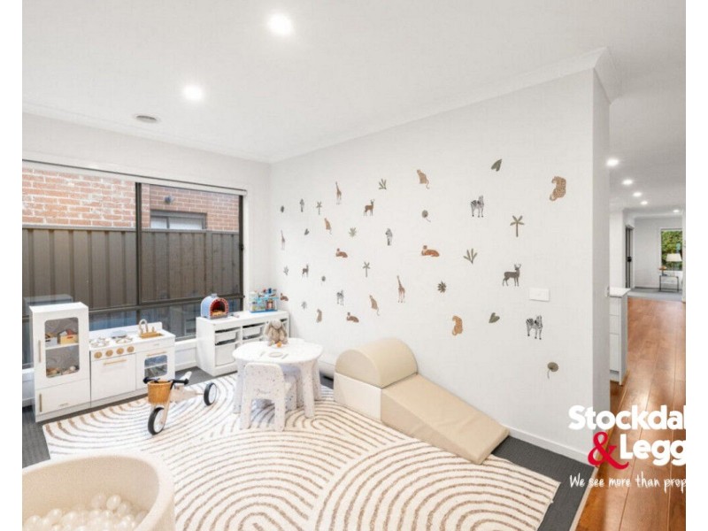 34 Riverglen Drive, Craigieburn VIC 3064