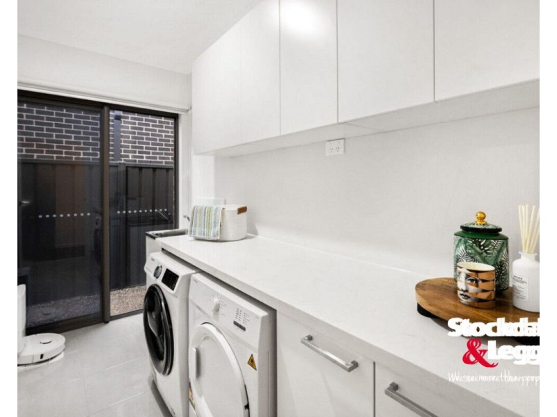 34 Riverglen Drive, Craigieburn VIC 3064