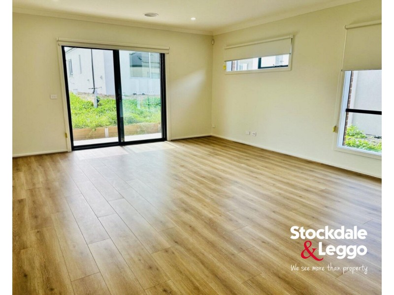 10 Kuringai Way, Wollert VIC 3750
