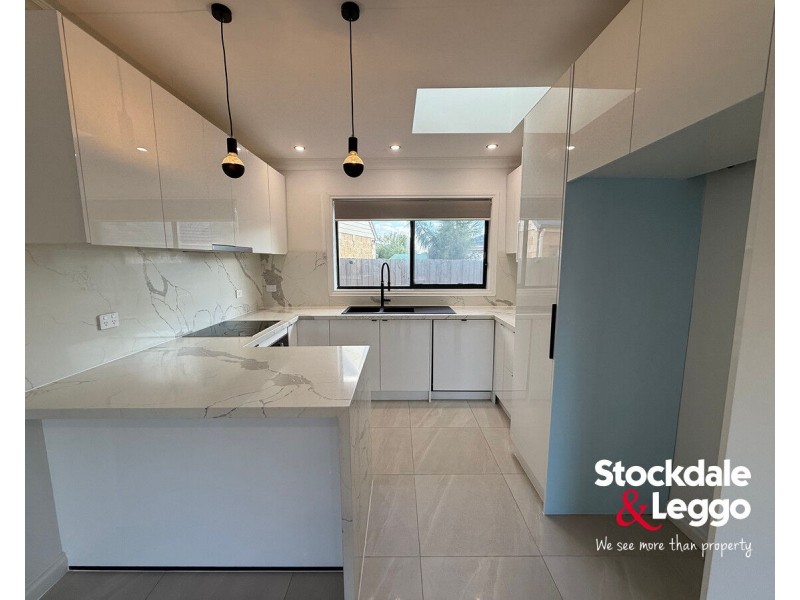 118 Sunset Boulevard, Jacana VIC 3047