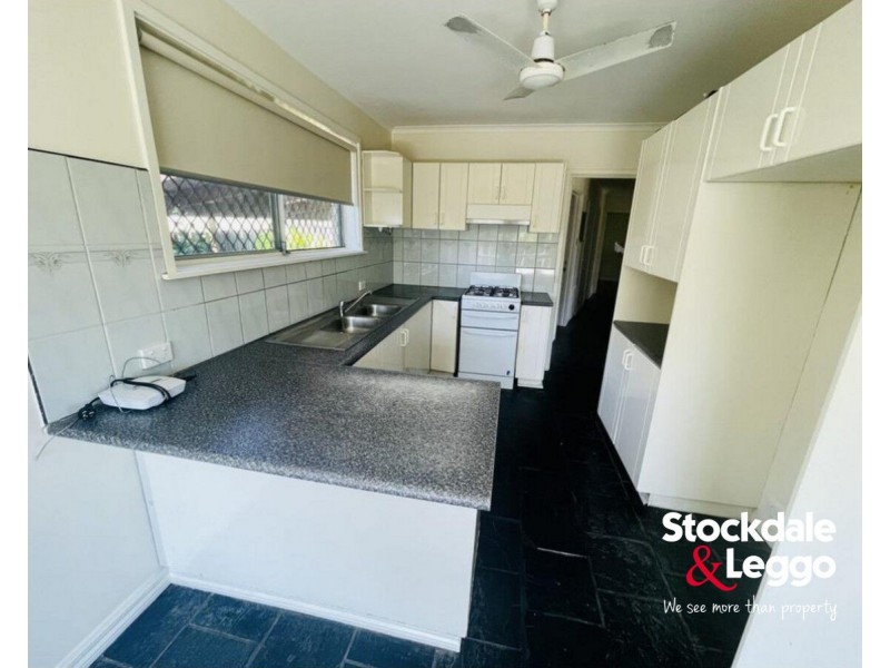 2 Winn Grove, Lalor VIC 3075