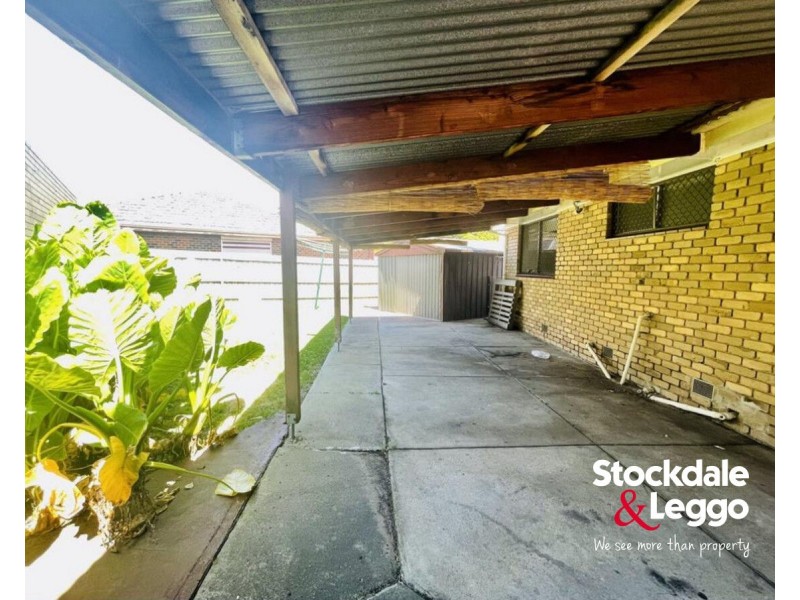 2 Winn Grove, Lalor VIC 3075