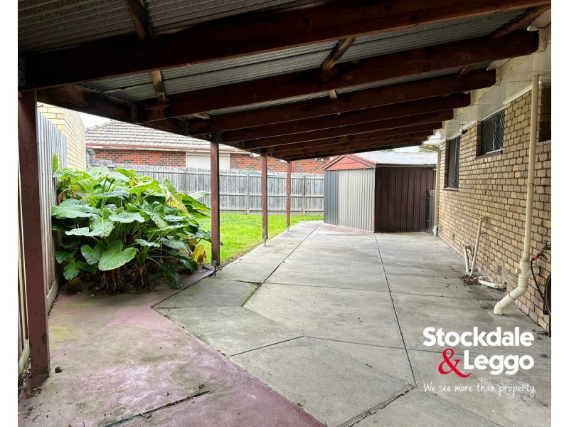 2 Winn Grove, Lalor VIC 3075