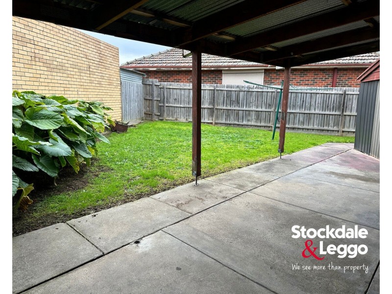 2 Winn Grove, Lalor VIC 3075