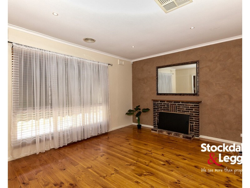 42 Sutherland Street, Hadfield VIC 3046