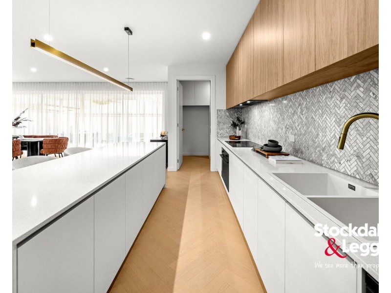 92 Trinity Boulevard, Attwood VIC 3049