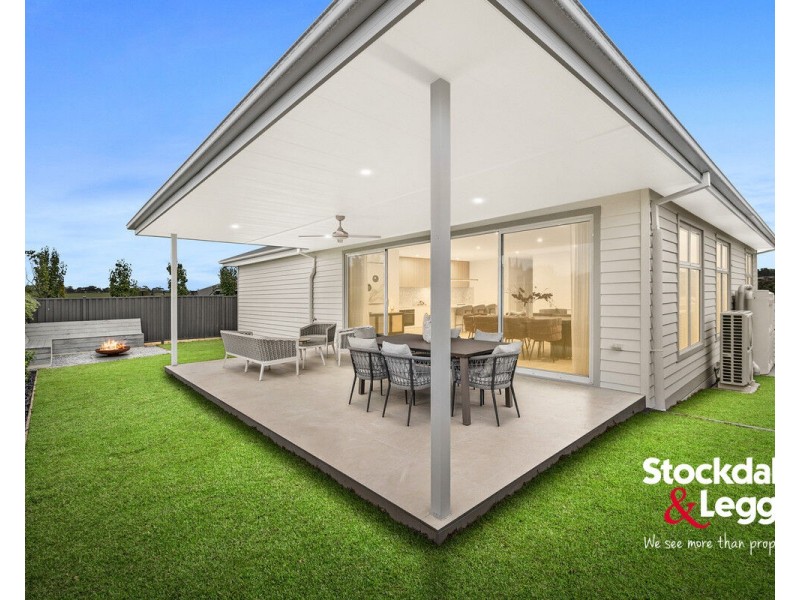 92 Trinity Boulevard, Attwood VIC 3049